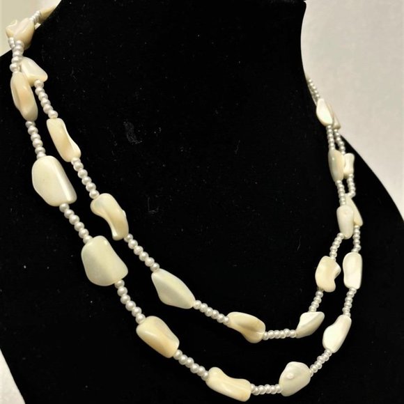Long White Pearl Bead and Shell Bead Necklace - Picture 2 of 3